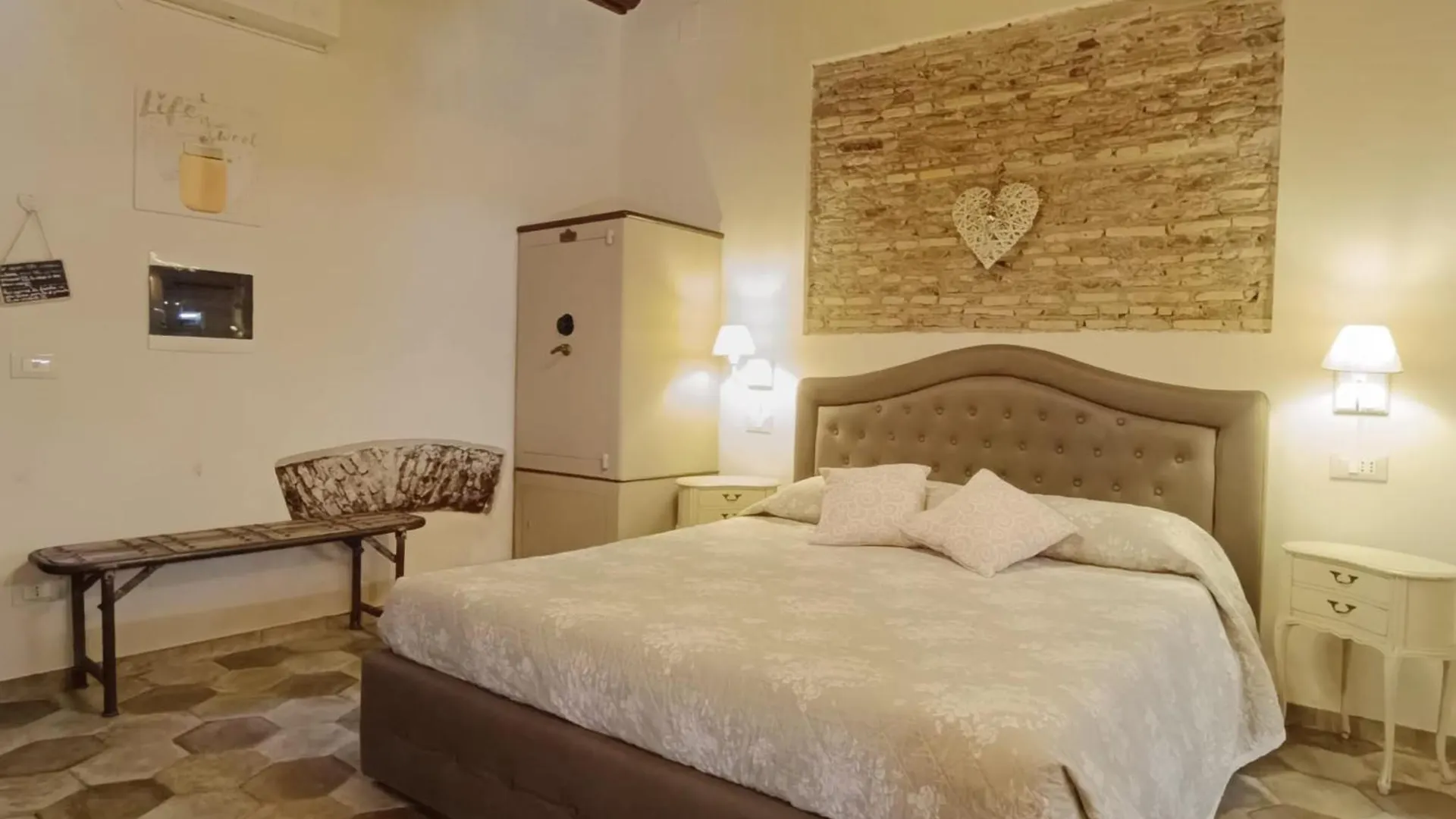 Colosseo Sweet Home Rome Apartment