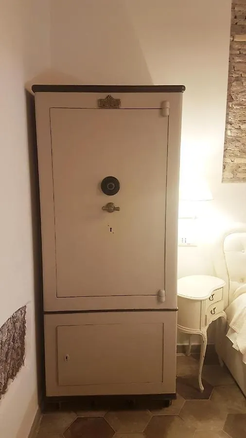 Colosseo Sweet Home Rome Apartment